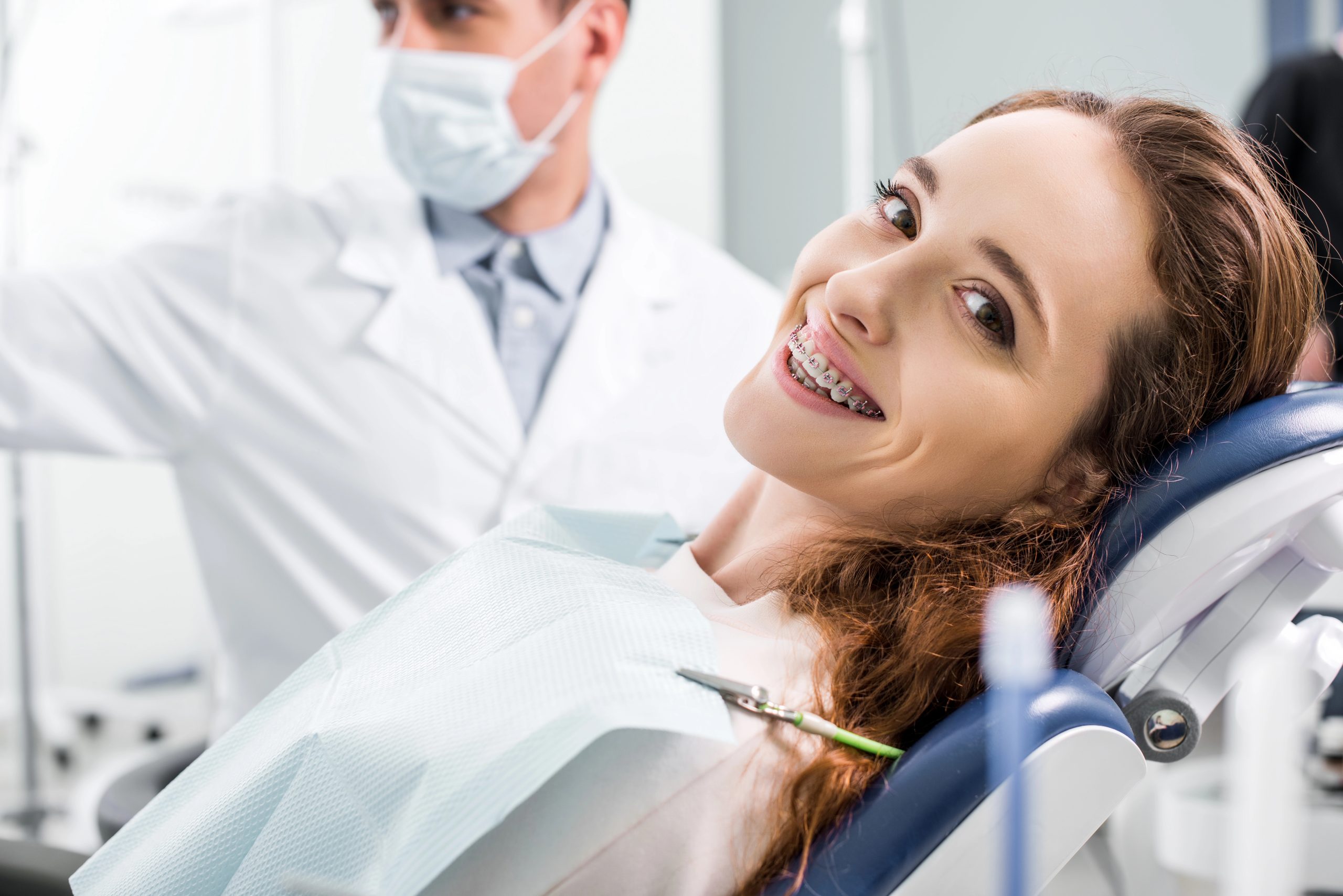 Dental Bridges vs Implants: Choosing the Right Solution for Your Needs